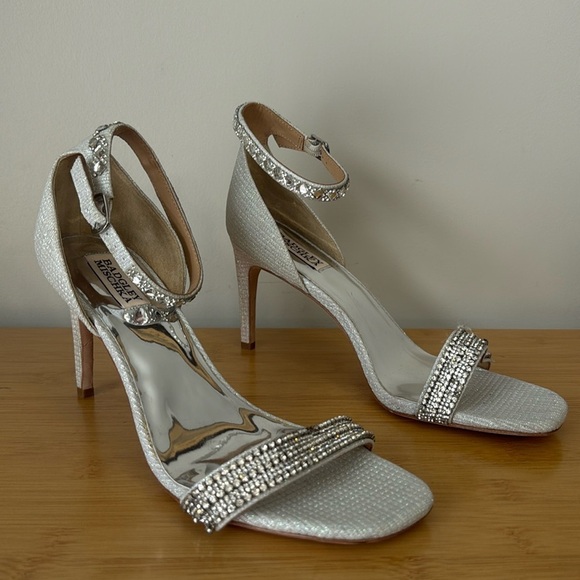 Badgley Mischka Crystal Embellished Stiletto Sandals wedding size 9.5 - Picture 1 of 6
